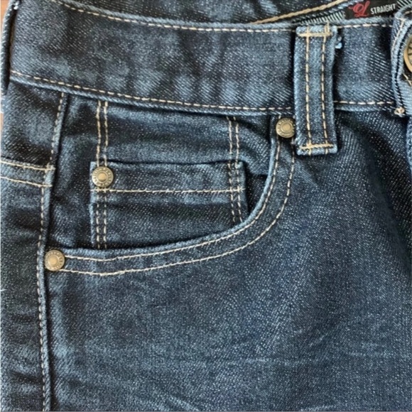 Beautiful Fancy Jeans like new - Picture 5 of 9